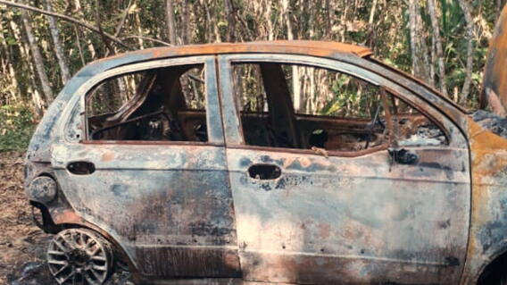 carro-incinerado.jpg
