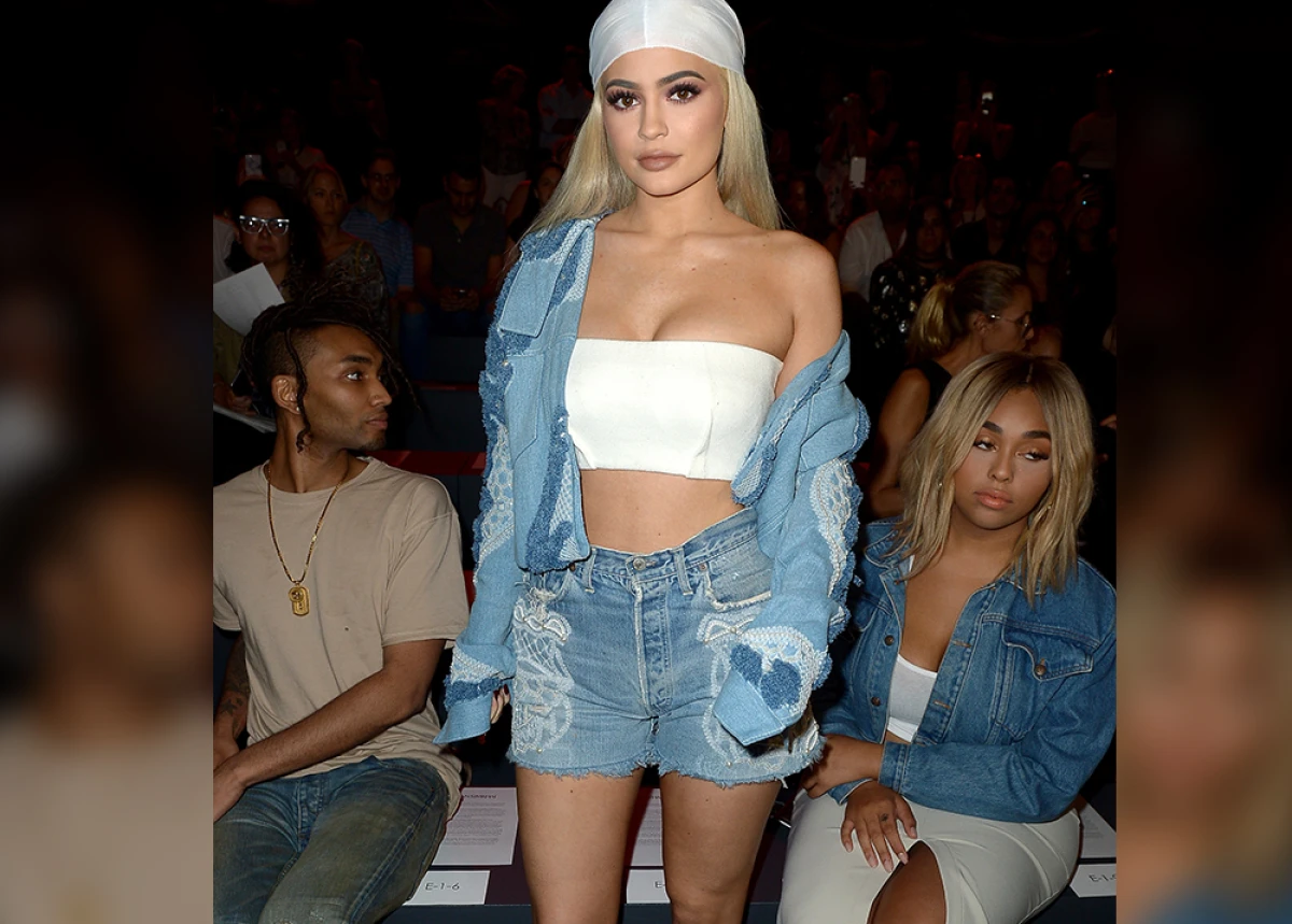 Kylie Jenner y su selfie 'desnuda' que alborota las redes sociales