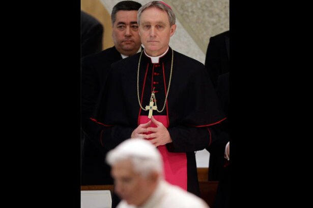 120215monsenor-georg-gaenswein_ap.jpg
