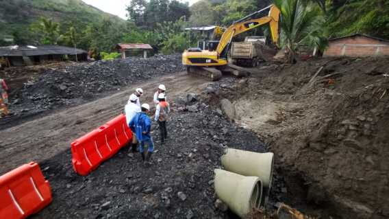 Intervención en Dabeiba vía Medellín - Urabá antioqueño.jpeg Intervención en Dabeiba vía Medellín - Urabá antioqueño.jpeg