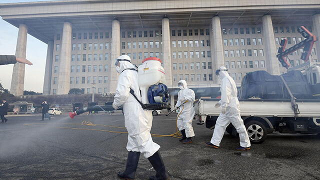 El mundo debe prepararse para una "eventual pandemia" por coronavirus, advierte la OMS