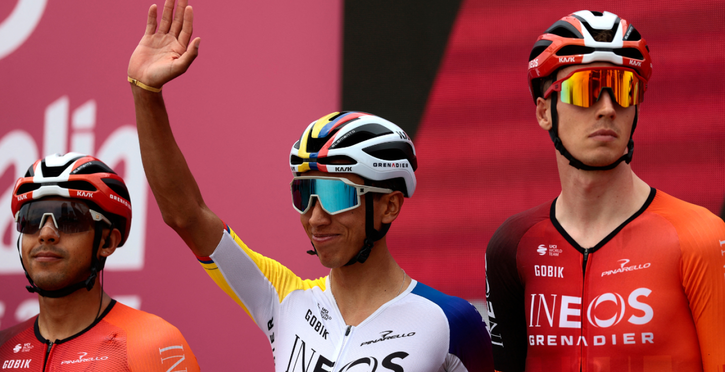 Egan Bernal (INEOS Grenadiers), en la presentación de equipos previo a la etapa 1 del Giro de Italia 2025