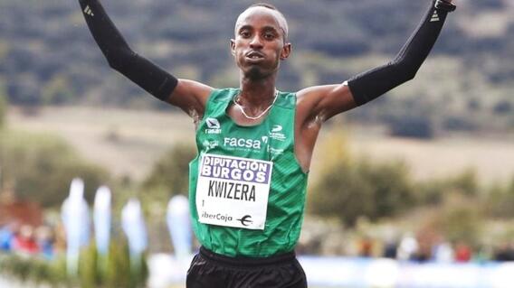 Rodrigue Kwizera, una de las estrellas de la Carrera del Pacífico en Cali 2025.jpg