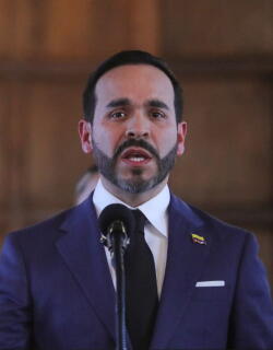 Tribunal de Bogotá revoca fallo que obligaba al presidente a pedir disculpas por acto religioso