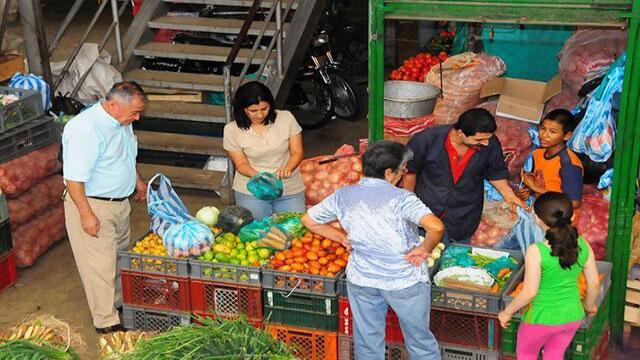 Posible IVA para toda la canasta familiar tiene a colombianos haciendo cuentas 