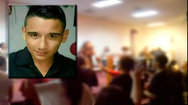 ¿Qué sucedió? Joven habría muerto luego de ingerir un bebedizo y la comunidad intentó resucitarlo