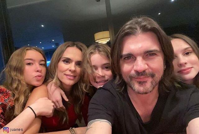 Juanes y su familia / Tomada de Instagram.