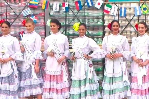 reinas-cafe-hoy.jpg