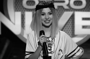 234585_steff_rose_2negro.jpg