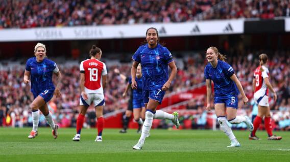 Mayra Ramírez, delantera colombiana que milita en el Chelsea. Mayra Ramírez, delantera colombiana que milita en el Chelsea.