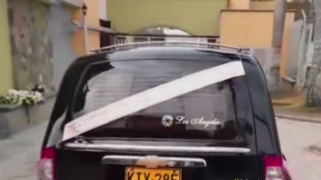 Es mejor quedarse en casa que salir en una caja: hacen campaña con ataúdes en Sincelejo 