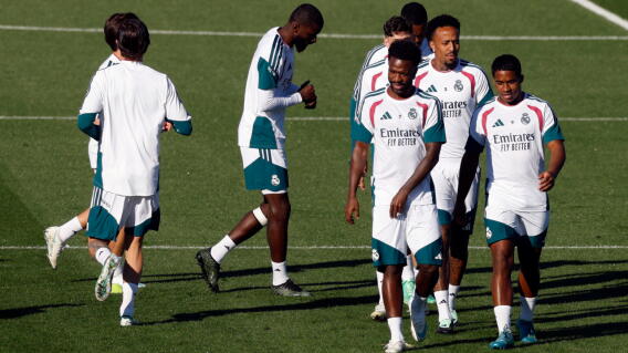 Jugadores del Real Madrid en entrenamiento