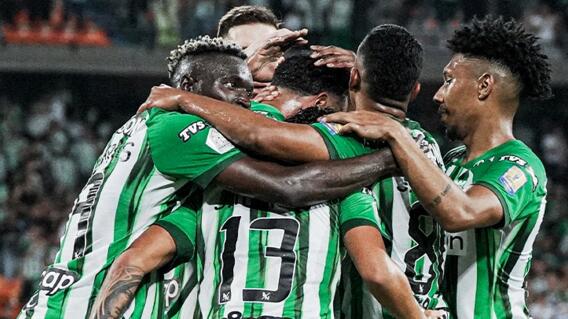 Atlético Nacional antes de homenaje a Pedro Sarmiento en clásico ante Independiente Medellín Atlético Nacional antes de homenaje a Pedro Sarmiento en clásico ante Independiente Medellín