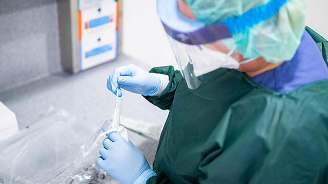 Primer caso de coronavirus en Colombia es una estudiante de 19 años proveniente de Milán