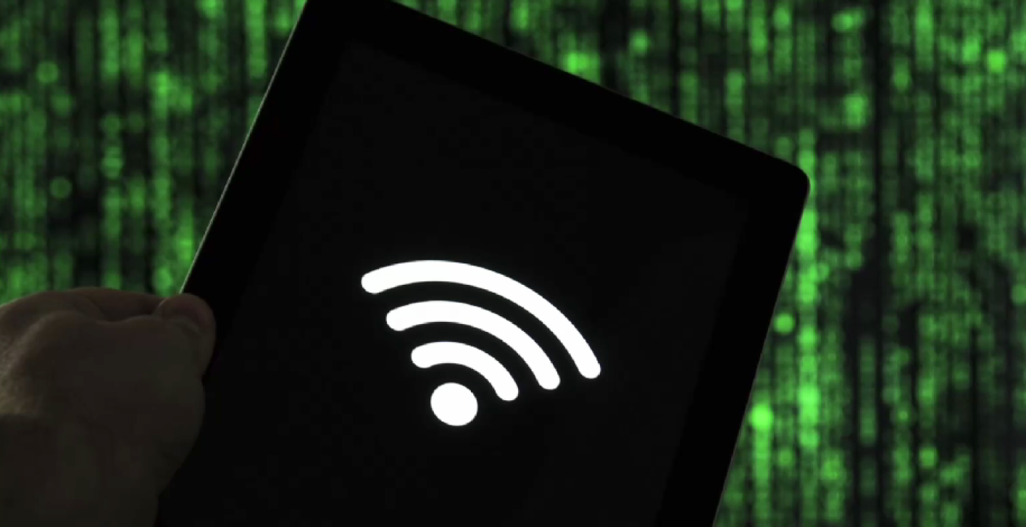 310835_BLU Radio. WiFi / Foto: AFP