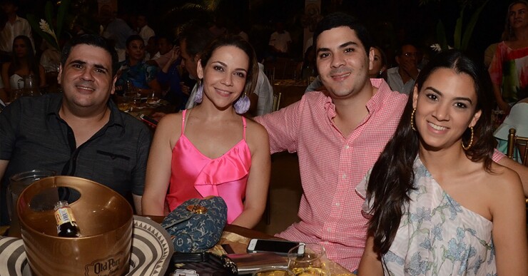 214130_daniel-prada-alexia-villazon-miguel-villazon-raiza-fuentes.jpg