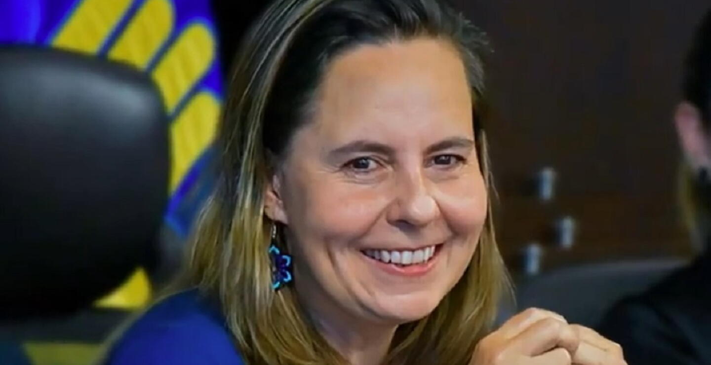 Presidente Gustavo Petro nombrará a Helga Rivas como la nueva ministra de Vivienda