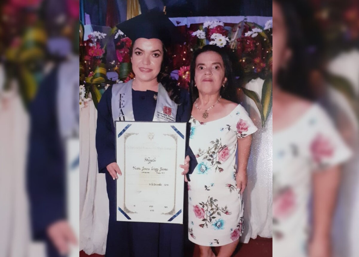 maria jimena lópez jácome y su mammá.jpg