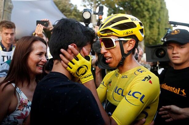 egan-bernal-y-ronald.jpg