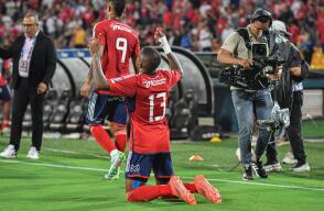 Francisco Chaverra, uno de los autores de los goles de Medellín, en la victoria 3-0 sobre Llaneros Francisco Chaverra, uno de los autores de los goles de Medellín, en la victoria 3-0 sobre Llaneros