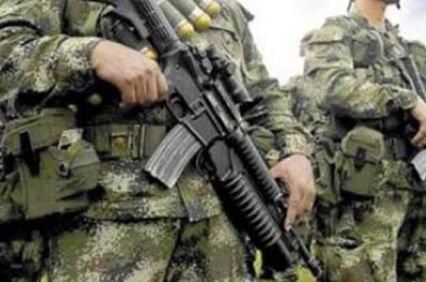 110515_militares_falsos_positivos_3.jpg