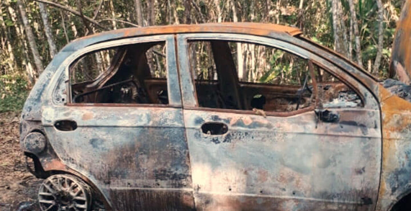 carro-incinerado.jpg