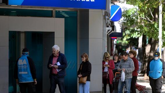 359789_Bancos en Argentina. Foto: AFP