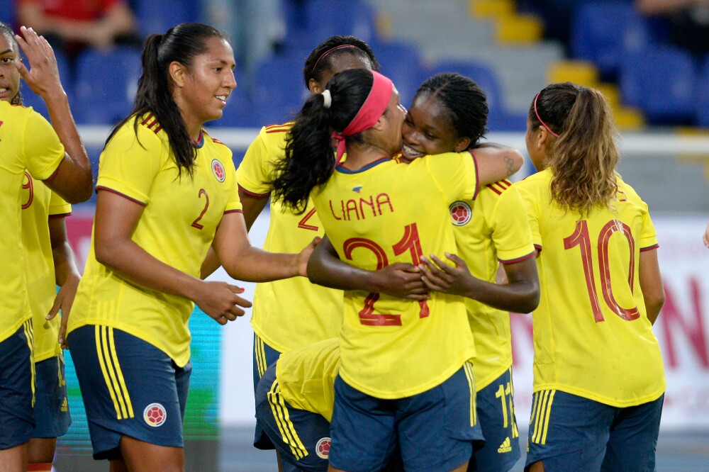 Celebración de la Selección Colombia Femenina, tras su gol