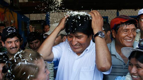 121014evomoraleselecciones_ap.jpg 121014evomoraleselecciones_ap.jpg