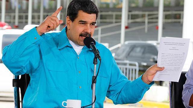 Asfixiado por la crisis y sanciones de EE. UU., Maduro busca reestructurar deuda externa venezolana