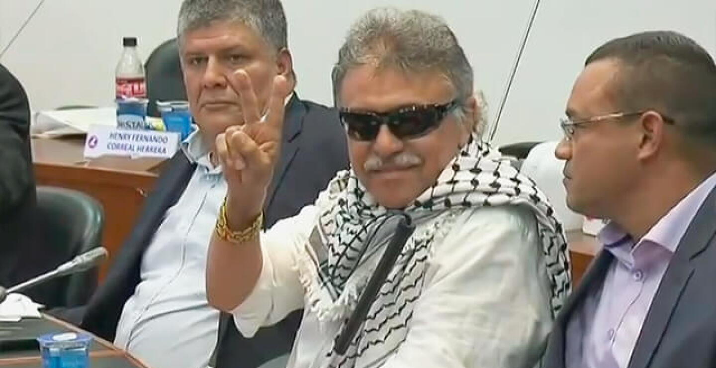 santrich-en-comision.jpg