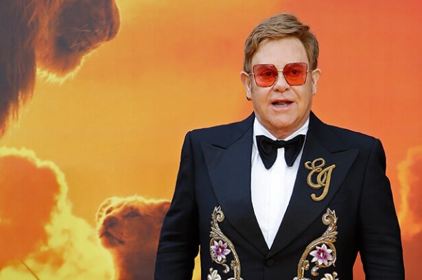 elton-john-rey-leon.jpg