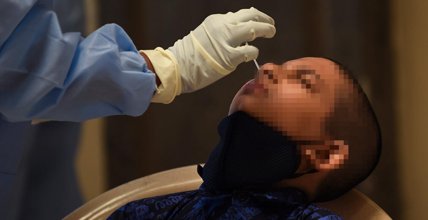 371882_Prueba de antígeno para COVID-19 // Foto: AFP, imagen de referencia