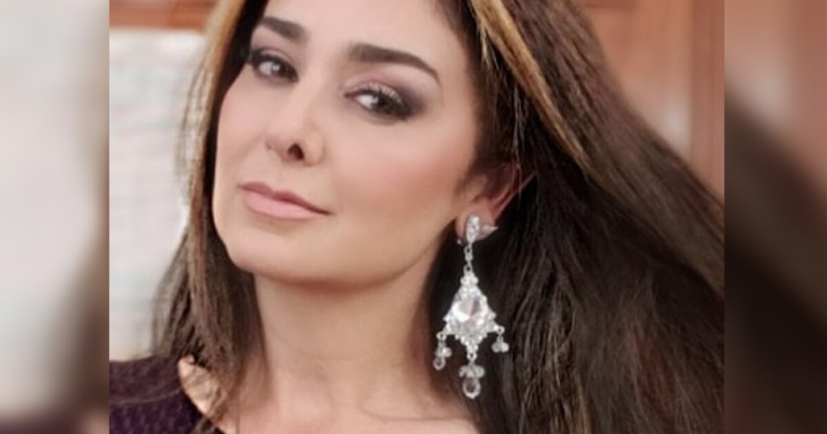 ¡Divina! Linda Lucía Callejas presumió de su CINTURITA a los 48 años ¡Divina! Linda Lucía Callejas presumió de su CINTURITA a los 48 años