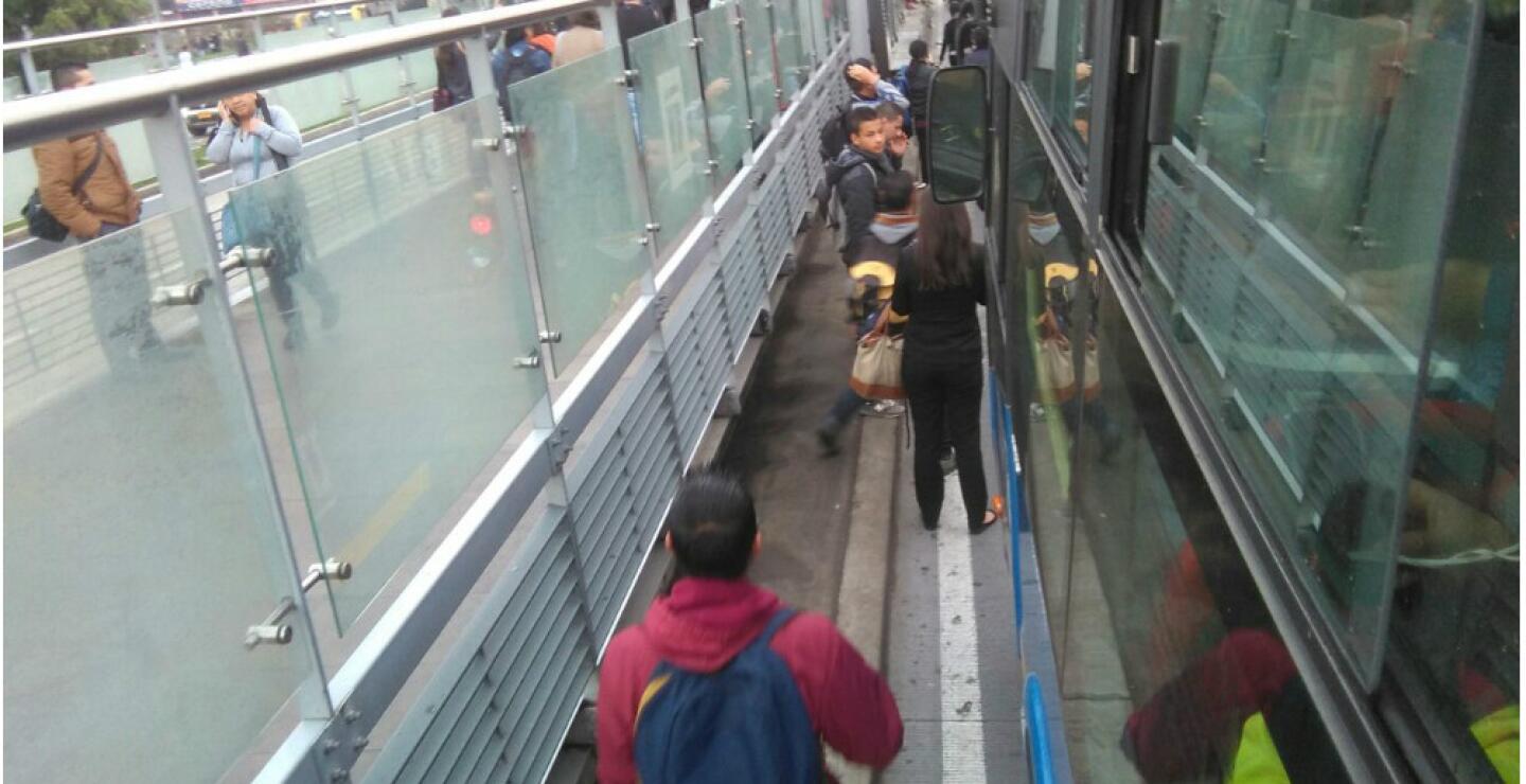 280946_BLU Radio. Protestas en TransMilenio. Foto BLU Radio