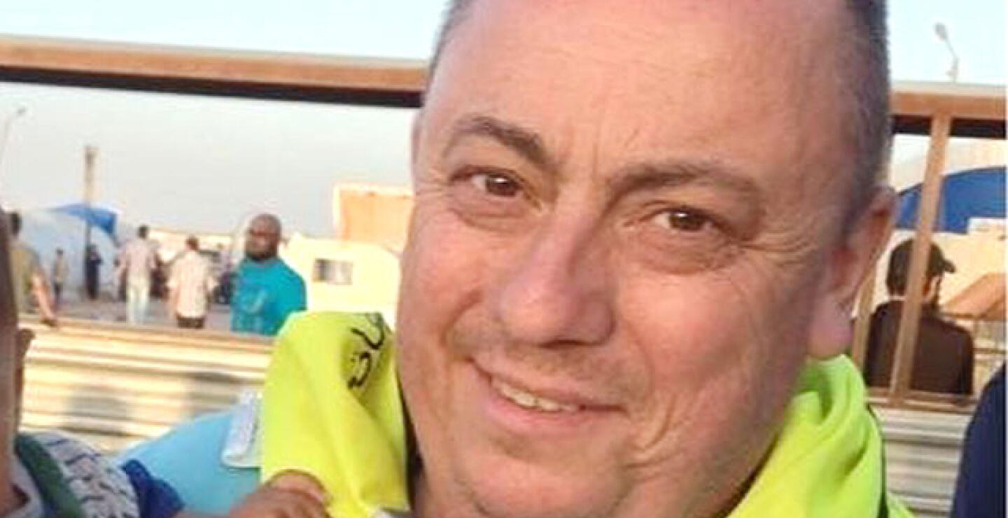 031014alanhenning_ap.jpg