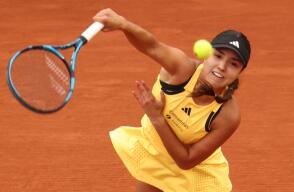 Camila Osorio, tenista colombiana en acción de partido en los Juegos Olímpicos de París 2024 Camila Osorio, tenista colombiana en acción de partido en los Juegos Olímpicos de París 2024