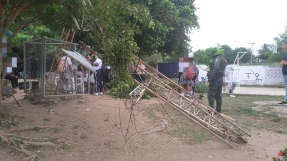 Niña de 12 años muere en Cartagena, por caída de una antena Niña de 12 años muere en Cartagena, por caída de una antena