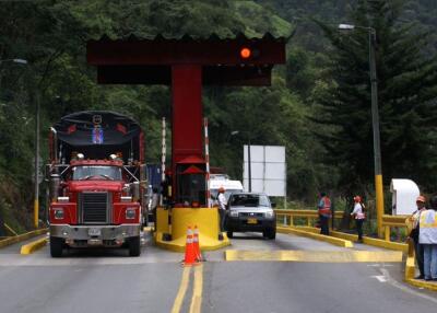 134427_BLU Radio. Peaje / Foto de referencia: Twitter @InviasOficial