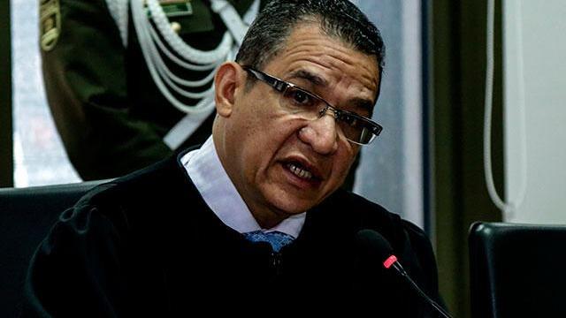 Corte Suprema no pudo analizar suspensión de magistrado Gustavo Malo pues este no se presentó