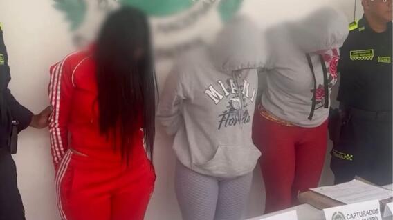 El 'modus operandi' de 'Las mamacitas', banda capturada por drogar y robar a extranjeros en Medellín El 'modus operandi' de 'Las mamacitas', banda capturada por drogar y robar a extranjeros en Medellín