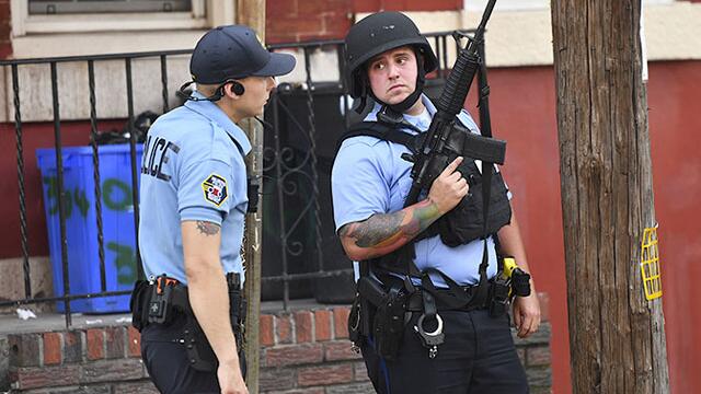 Seis policías resultaron heridos durante tiroteo en Filadelfia, Estados Unidos