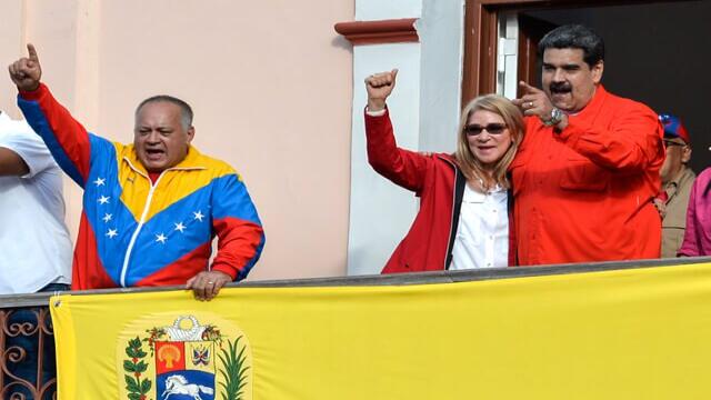 Gobierno de Maduro dice estar "enfrentando y desactivando" un golpe de Estado Gobierno de Maduro dice estar "enfrentando y desactivando" un golpe de Estado