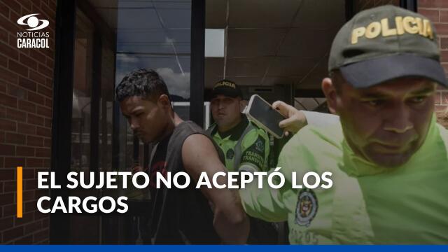 Padrastro señalado de matar a golpes a niño de 2 años ya fue llevado a la cárcel, en Bogotá Padrastro señalado de matar a golpes a niño de 2 años ya fue llevado a la cárcel, en Bogotá