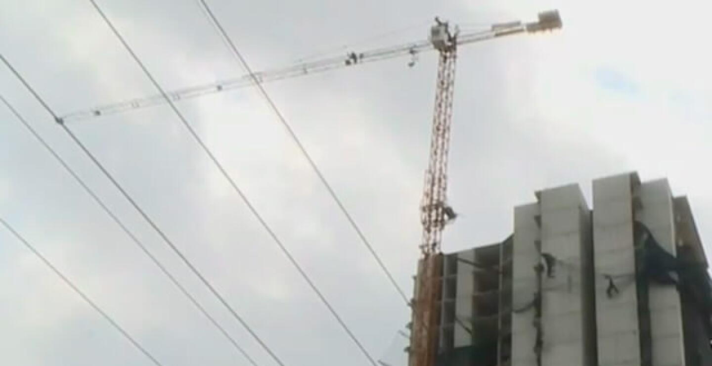 grua-edifico.jpg