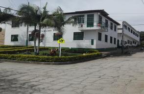 357767_BLU Radio. Colegio Barbosa, Santander / Foto:Suministrada