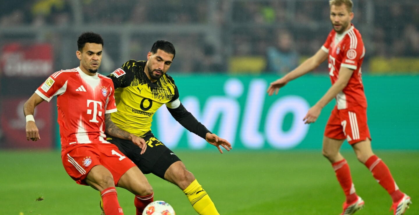 Luis Díaz en Borussia Dortmund vs. Bayern Múnich por la Bundesliga.