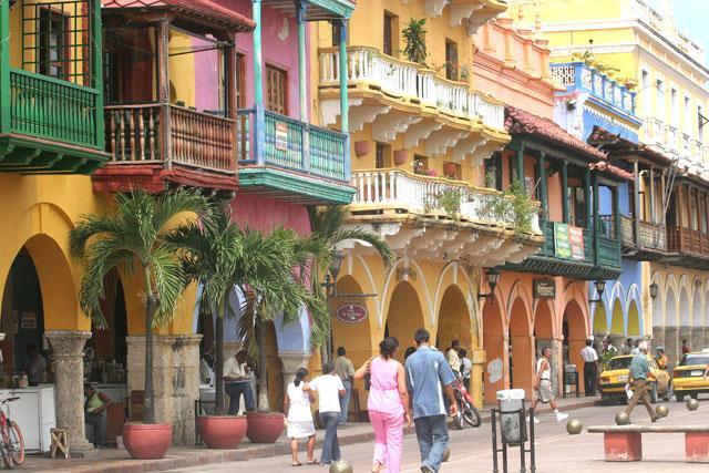 Ante escepticismo de los cartageneros, candidatos toman distancia de la política tradicional