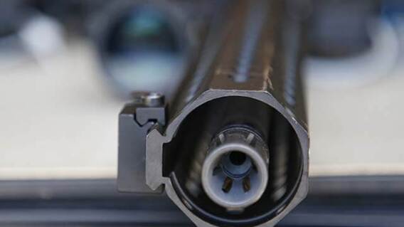 mujer_embarazada_ar15.jpg mujer_embarazada_ar15.jpg