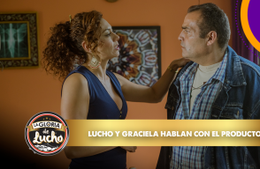 Lucho y Graciela hablan con el productor.